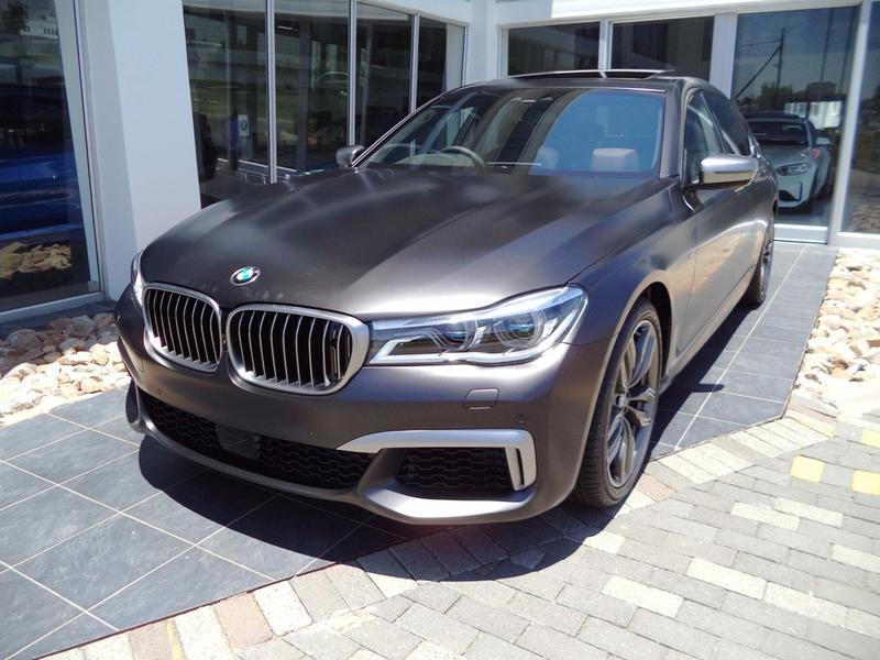BMW m760Li